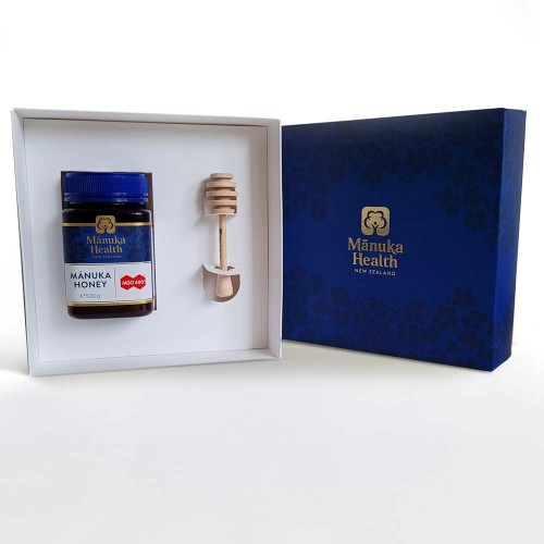 Miod-Manuka-400--500g-w-opakowaniu-prezentowym.jpg